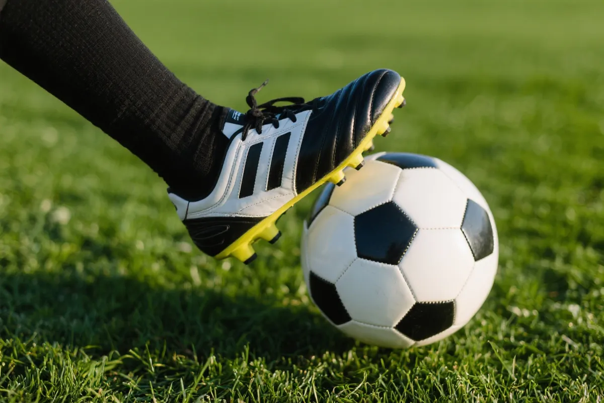 比赛瞬间示意图